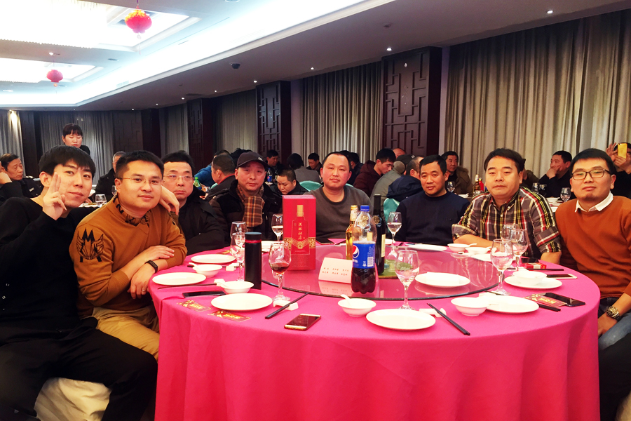 贏戰(zhàn)豬年、共創(chuàng)輝煌--山美股份隆重舉行2018年度表彰大會暨2019迎新年會