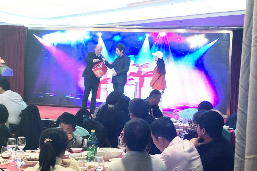 贏戰(zhàn)豬年、共創(chuàng)輝煌--山美股份隆重舉行2018年度表彰大會暨2019迎新年會
