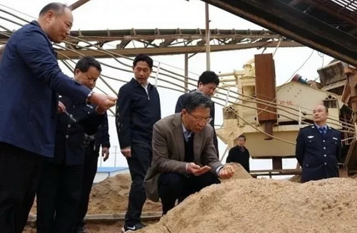 機(jī)制砂進(jìn)入“黃金時(shí)代”，機(jī)遇與挑戰(zhàn)并行，如何抓住機(jī)遇，你需要知道這四點(diǎn)！