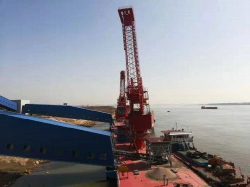 湖北一永久性砂石集并中心建成，總投資約2.5億元，年設(shè)計吞吐量360萬噸