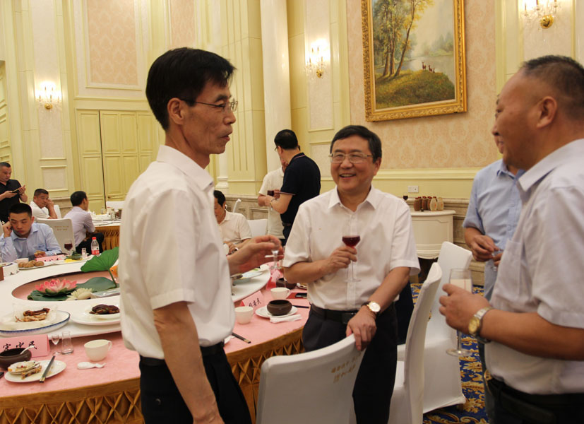 楊安民從業(yè)卅五周年系列報(bào)道--“璀璨卅五年，榮耀共分享”紀(jì)念晚宴